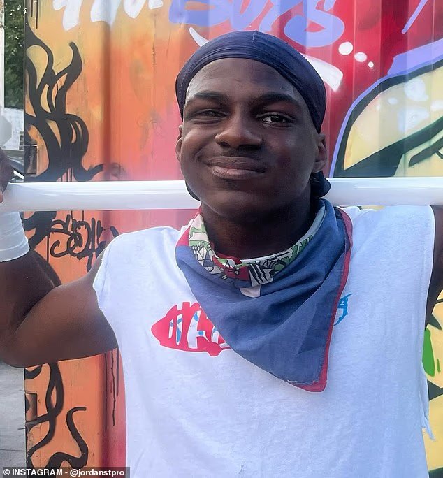 Tragédie car le lutteur (23 ans) est décédé dans un