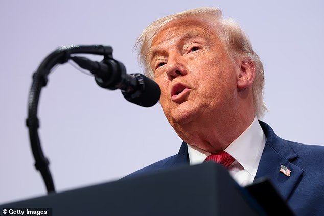 Trump met fin à une décennie de politique américaine en