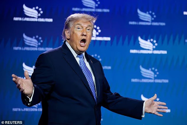 Trump s'en prend à l'Iran après une violation "dangereuse" du