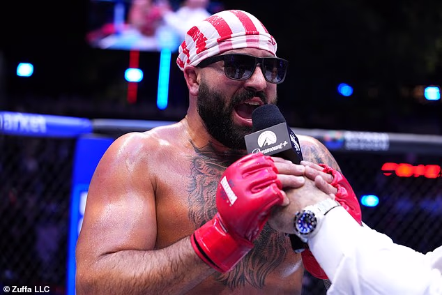 Un combattant de l'UFC donne une excuse bizarre pour calomnier