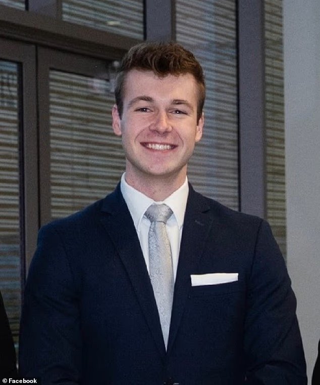 Un étudiant en commerce bien-aimé, âgé de 23 ans, a