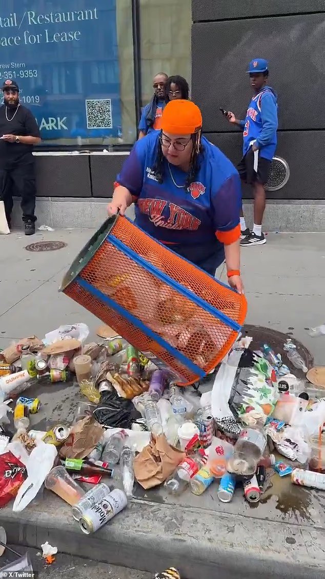 Un fan des New York Knicks pris en flagrant délit