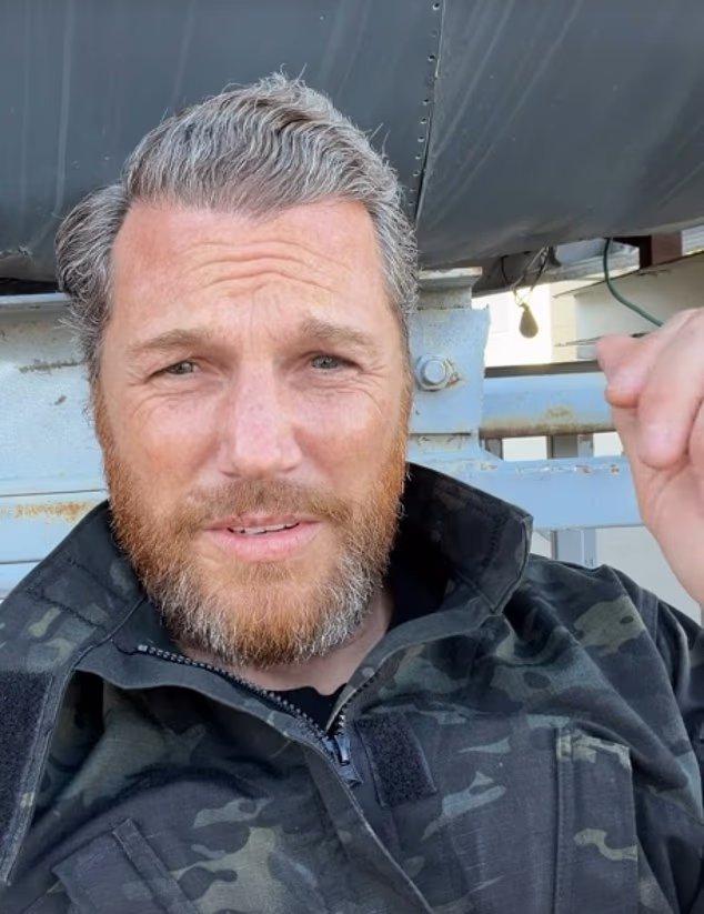 Une ancienne star controversée du hockey affirme qu'un voisin «