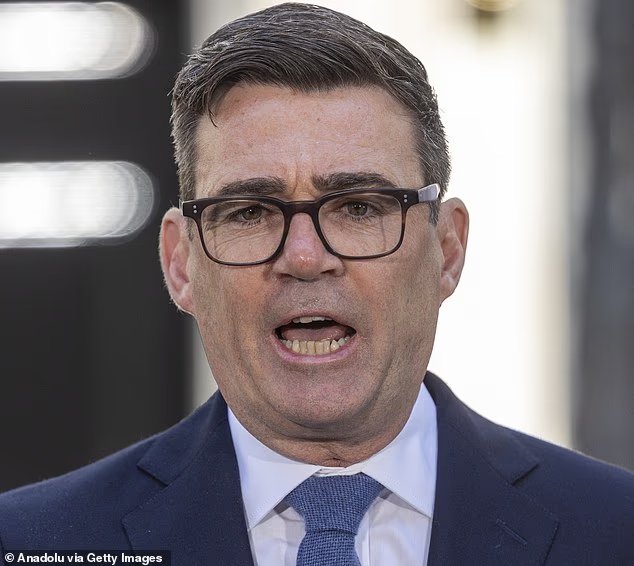 Andy Burnham "invite Donald Trump à Manchester" lors d'un premier