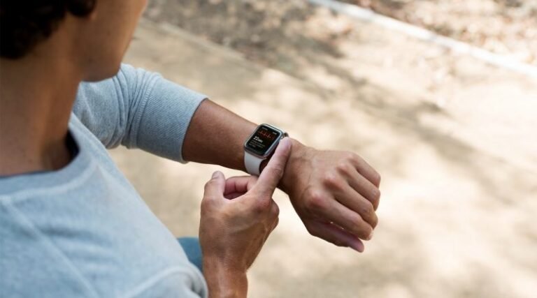 Apple Watch vient d'appeler les services d'urgence après qu'un homme