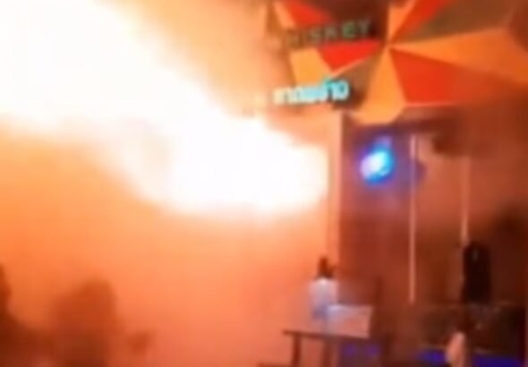 Au moins 27 morts dans l'incendie massif d'un pub à
