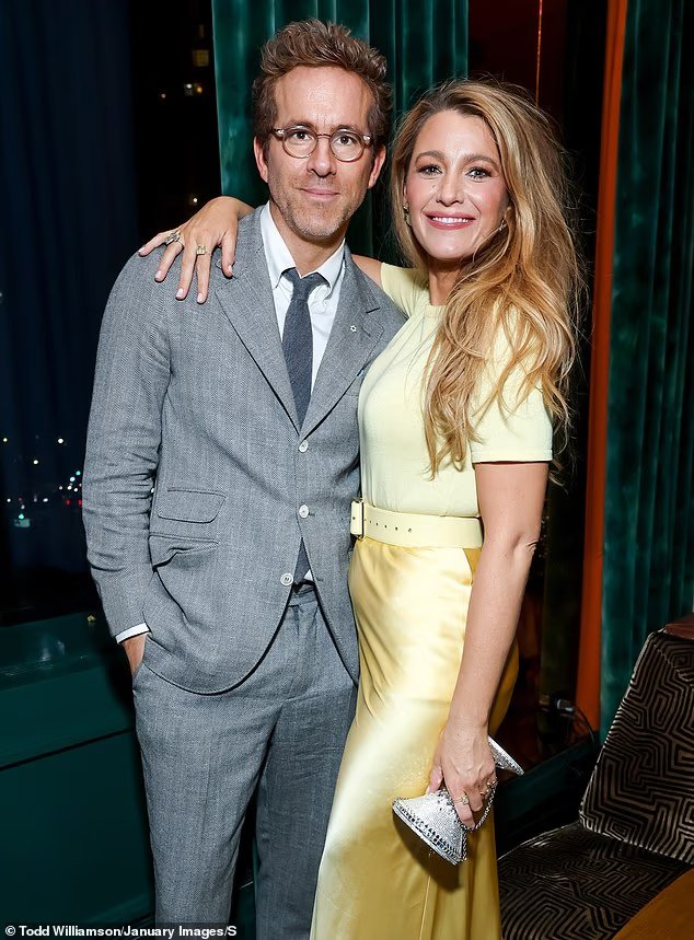 Blake Lively et Ryan Reynolds ont GARDÉ Taylor Swift alors