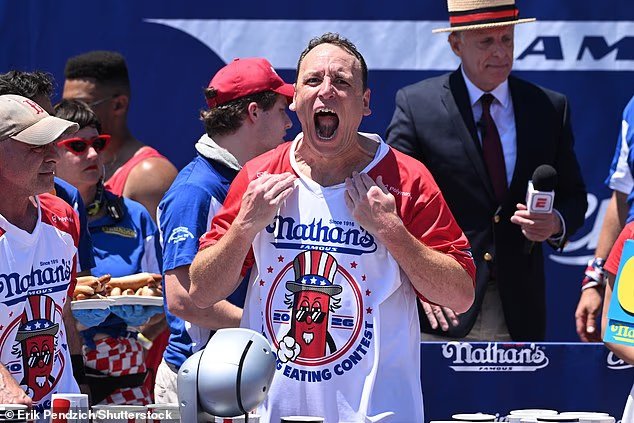 Concours de dégustation de hot-dogs 2026 : Joey Chestnut se dirige