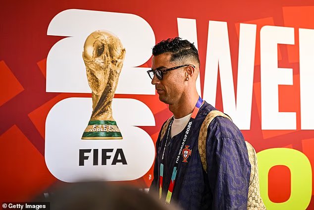 Cristiano Ronaldo se retire du football international après la Coupe