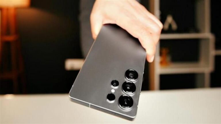 Détails de l'appareil photo du Samsung Galaxy S27 Pro téléchargés