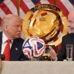 Donald Trump admitió haber llamado a los jefes de la