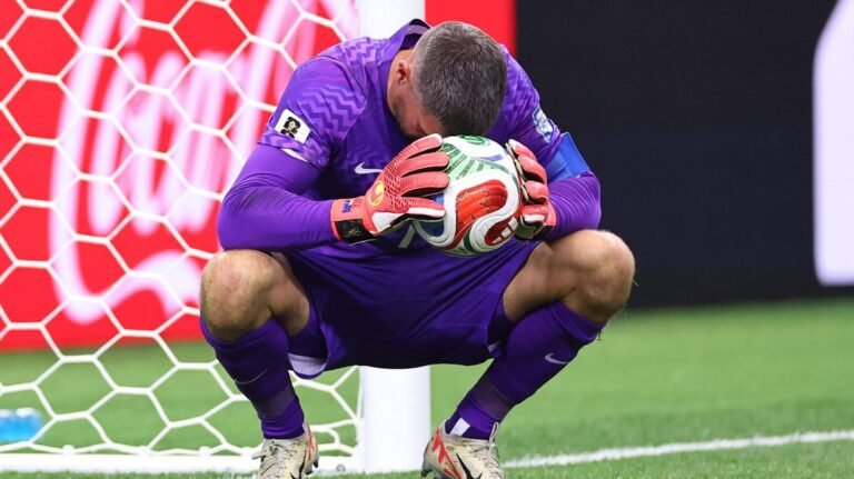El capitán de los Socceroos, Matt Ryan, se disculpó públicamente