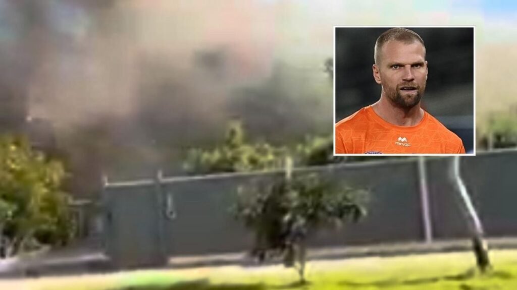 El delantero de los GWS Giants, Jake Stringer, echa una