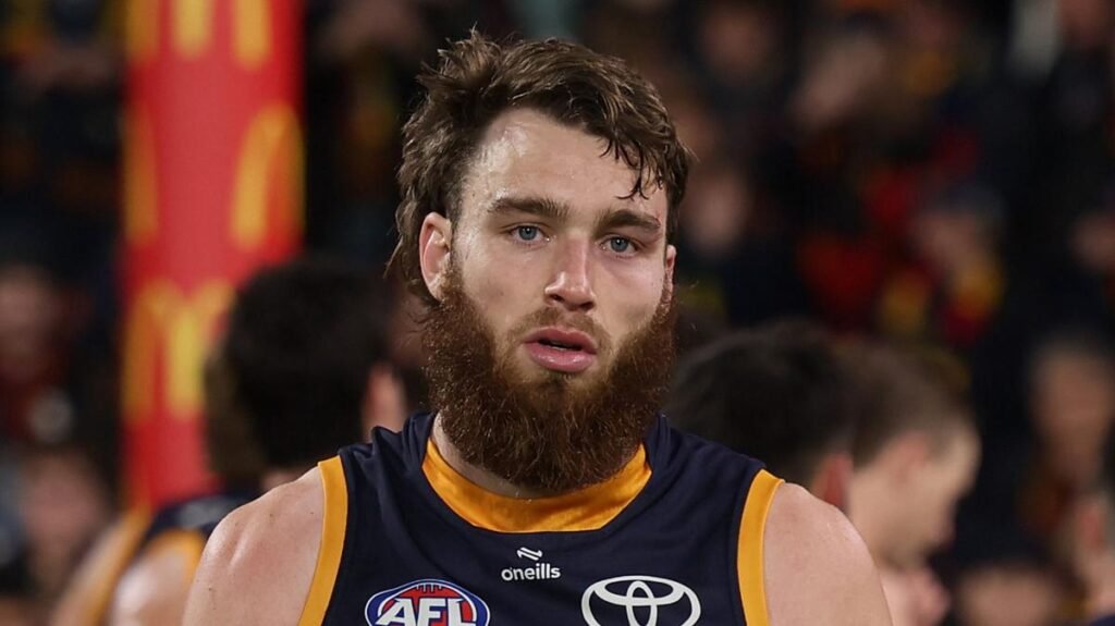 El delantero del Adelaide, Riley Thilthorpe, 'sin fuerzas' tras una