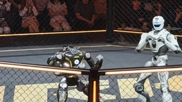 El robot 'White Eagle' decapita al 'Matador' en la primera