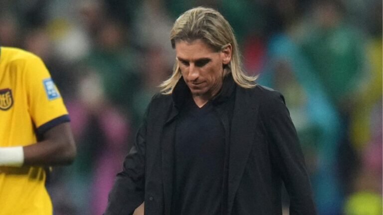 El técnico de Ecuador, Sebastián Béquez, renunció tras la derrota