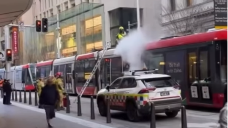 El tren ligero de Sídney se cerró una mañana tras