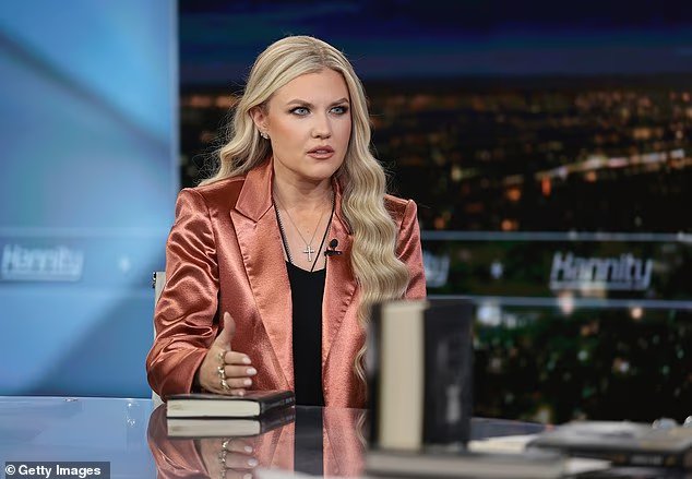 "Erica DÉTESTE Candace Owens. Elle pense qu'elle est la personne
