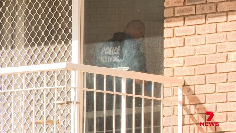 Intrusos desnudos supuestamente irrumpieron en la casa de los Nedlands