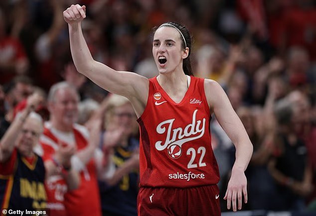 Kaitlyn Clark entre dans l'histoire de la WNBA avec une