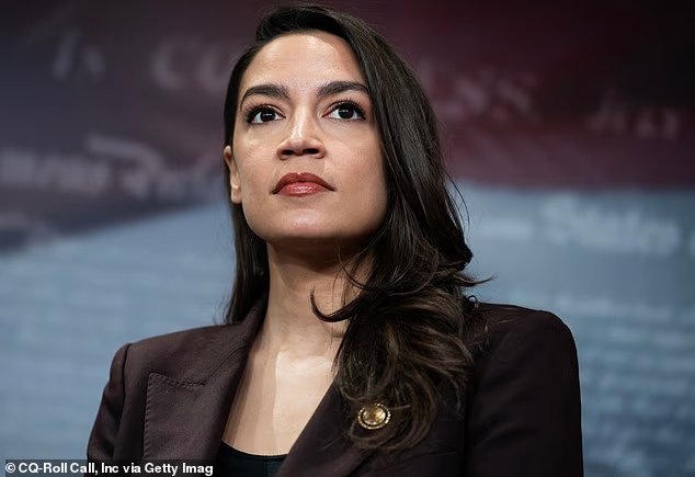 L'AOC a stupéfié l'establishment démocratique en bombardant des sympathisants de