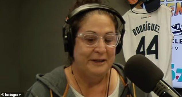 La DJ radio bien-aimée choque les auditeurs en annonçant un