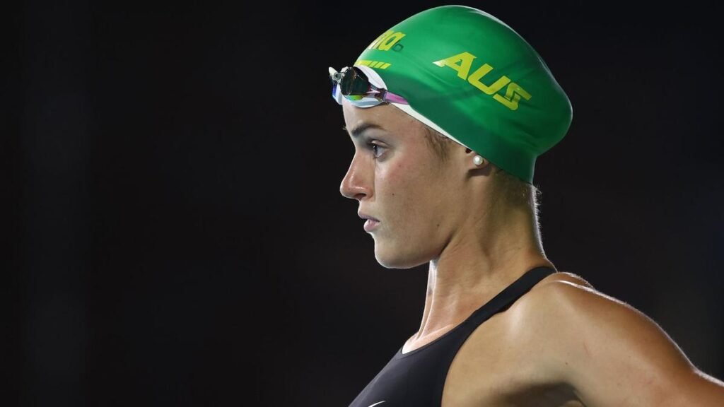 La campeona australiana de espalda Kaylee McKeown se retira de