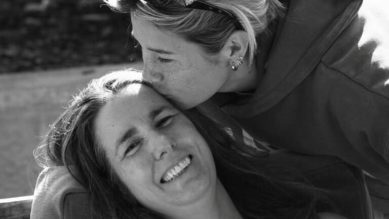 La estrella de Matildas, Kyra Cooney-Cross, ha rendido un emotivo