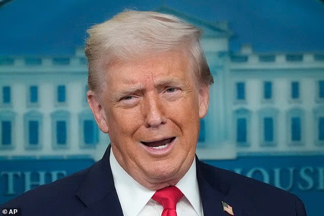 La menace en trois mots de Trump contre les mandataires