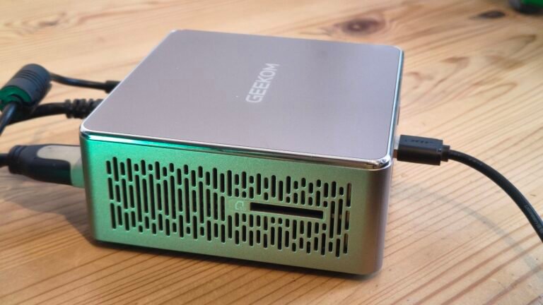 La mini PC A5 de Geekom con Ryzen 5 y