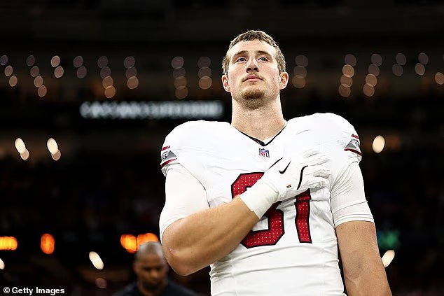 L’ailier rapproché des Cardinals de l’Arizona prend soudainement sa retraite