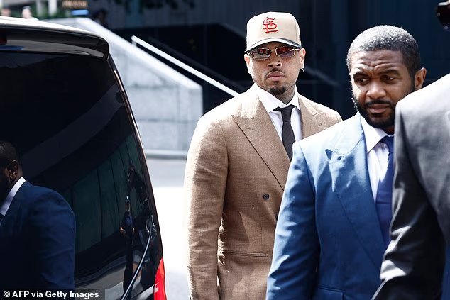 Le chanteur Chris Brown a plaidé coupable d'avoir agressé un