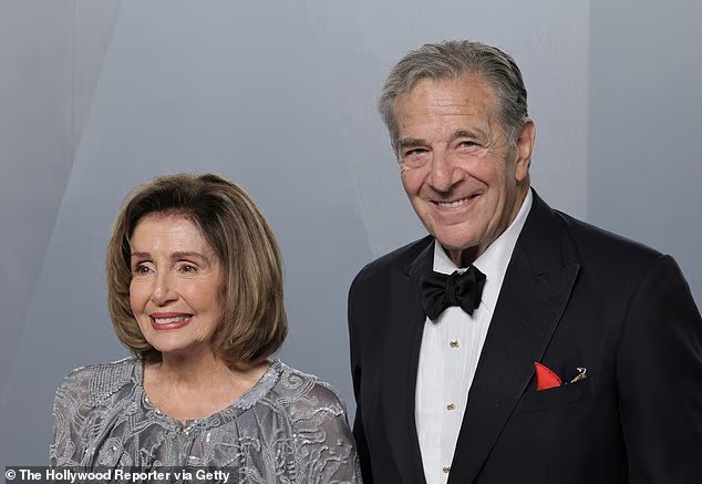Le mari de Nancy Pelosi, Paul, 86 ans, a été