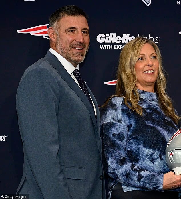 L'entraîneur de la NFL, Mike Vrabel, fustige les critiques avant