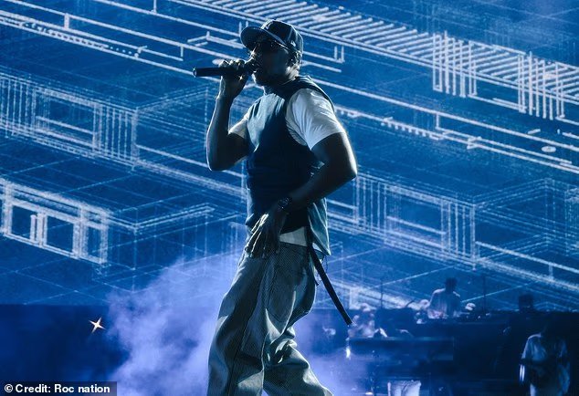 Les fans de Jay-Z sont partis furieux alors qu'ils attendaient