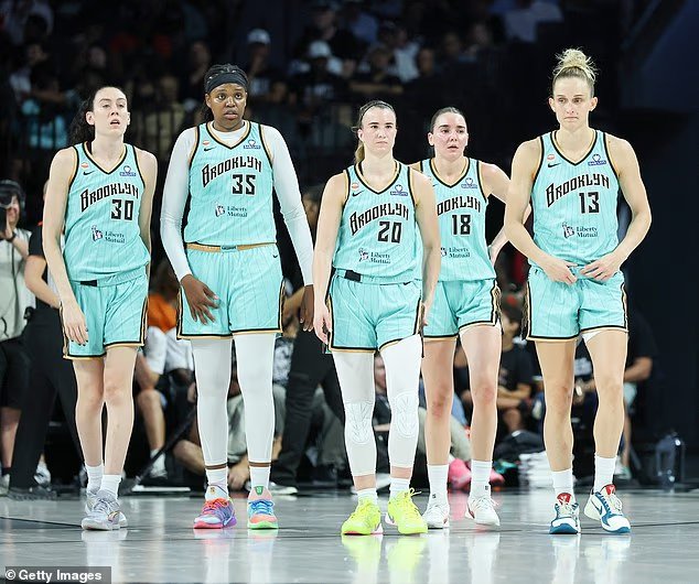 Les fans étaient furieux car le match de la WNBA