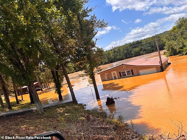 L'état d'urgence du Missouri a été déclaré après que des