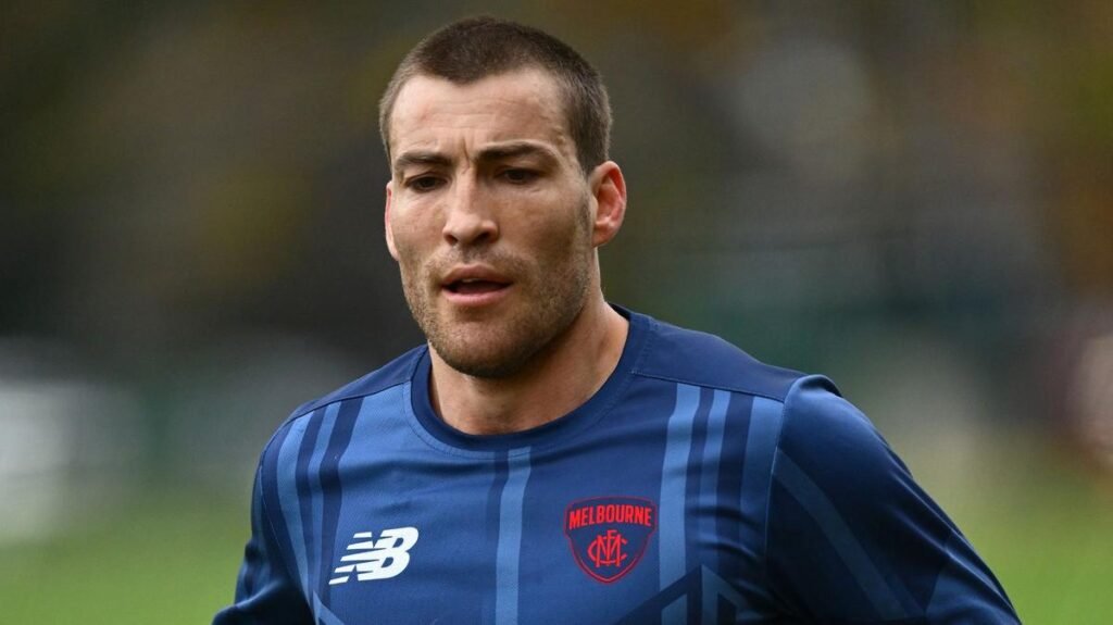 Los Melbourne Demons dimitieron para descartar al veterano lesionado Jack