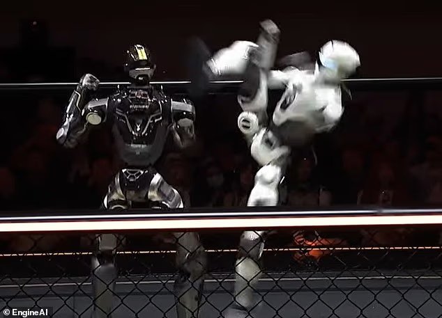 MMAI ! Regardez le moment où un robot est DÉCAPÉ lors