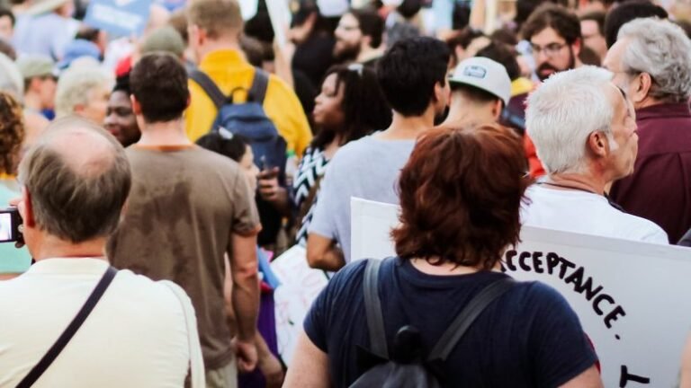Manifestations dans les centres de données américains sur 125 sites