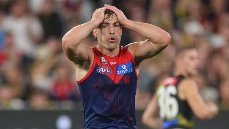 No se garantiza que la leyenda de Melbourne, Jack Vinny,