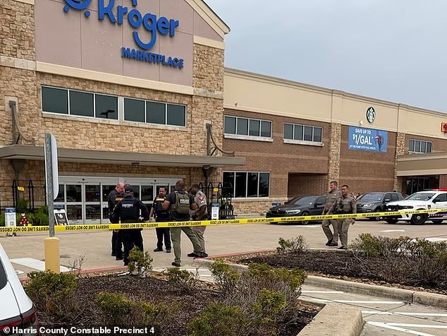Plusieurs personnes sont blessées après une fusillade dans un magasin