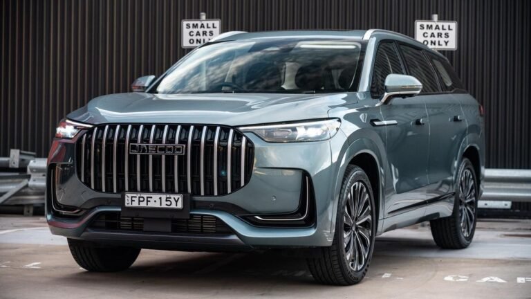 Precio y especificaciones del Jaecoo J8 2026