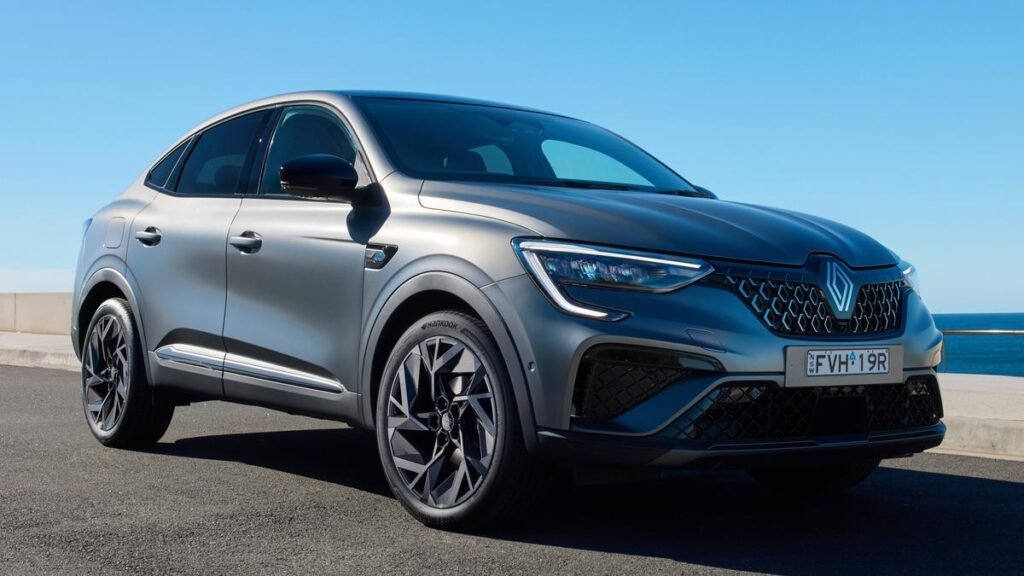 Precio y especificaciones del Renault Arcana 2026: el SUV pequeño