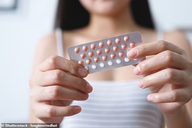 Preuve que la pilule peut faire grossir ? Les femmes