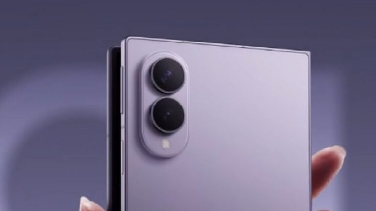 Samsung Galaxy Z Fold 8 Ultra contre Samsung Galaxy Z