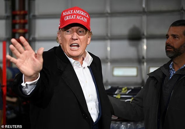 Trump lance de nouvelles frappes contre l’Iran au milieu de