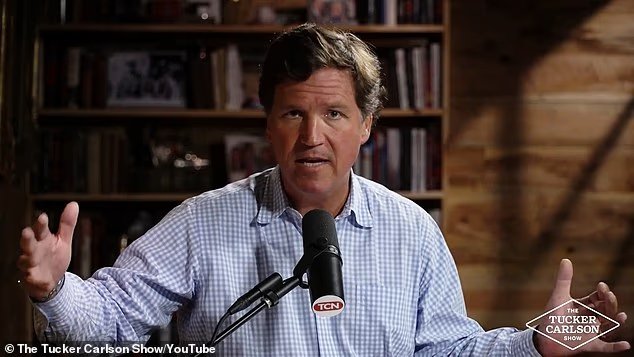 Tucker Carlson fait un tiers. Des tonnes d’élites sourdes de