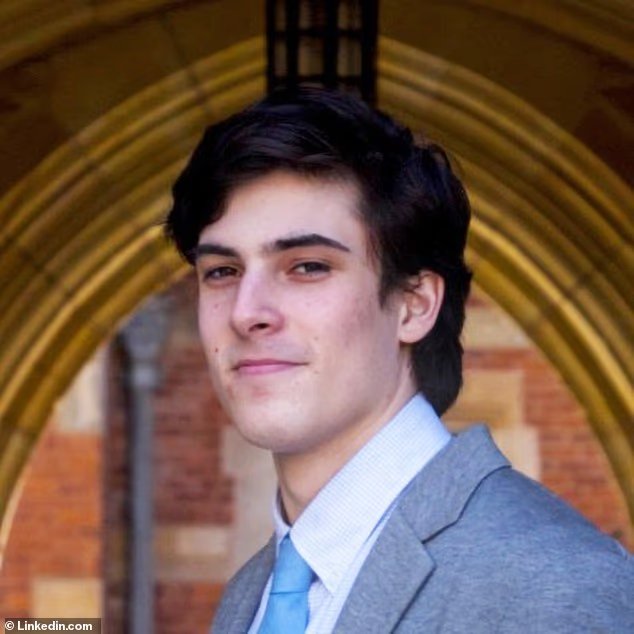 Un étudiant de Yale accusé d'avoir peloté au hasard sa
