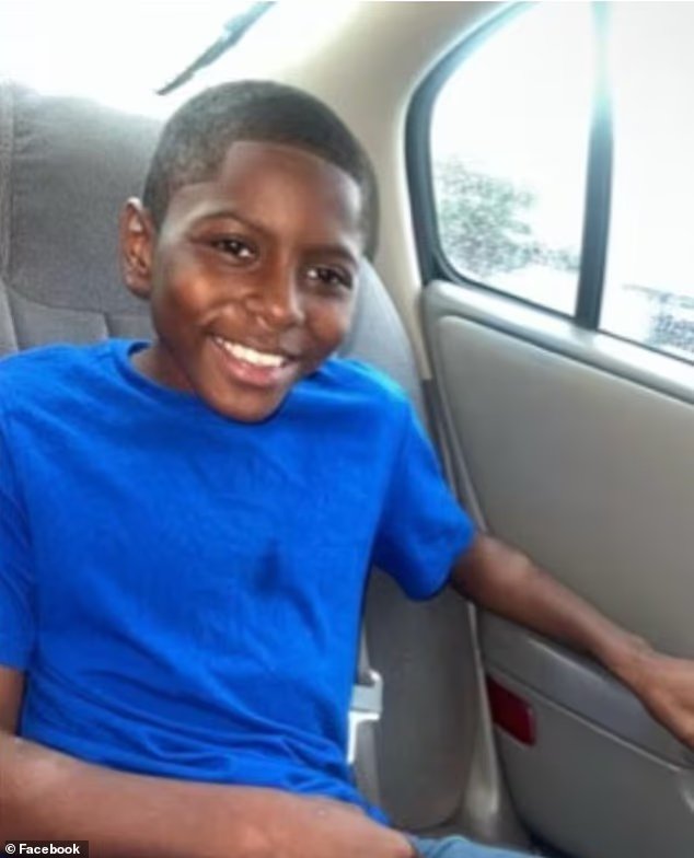 Un garçon de 13 ans a été tué alors qu'il